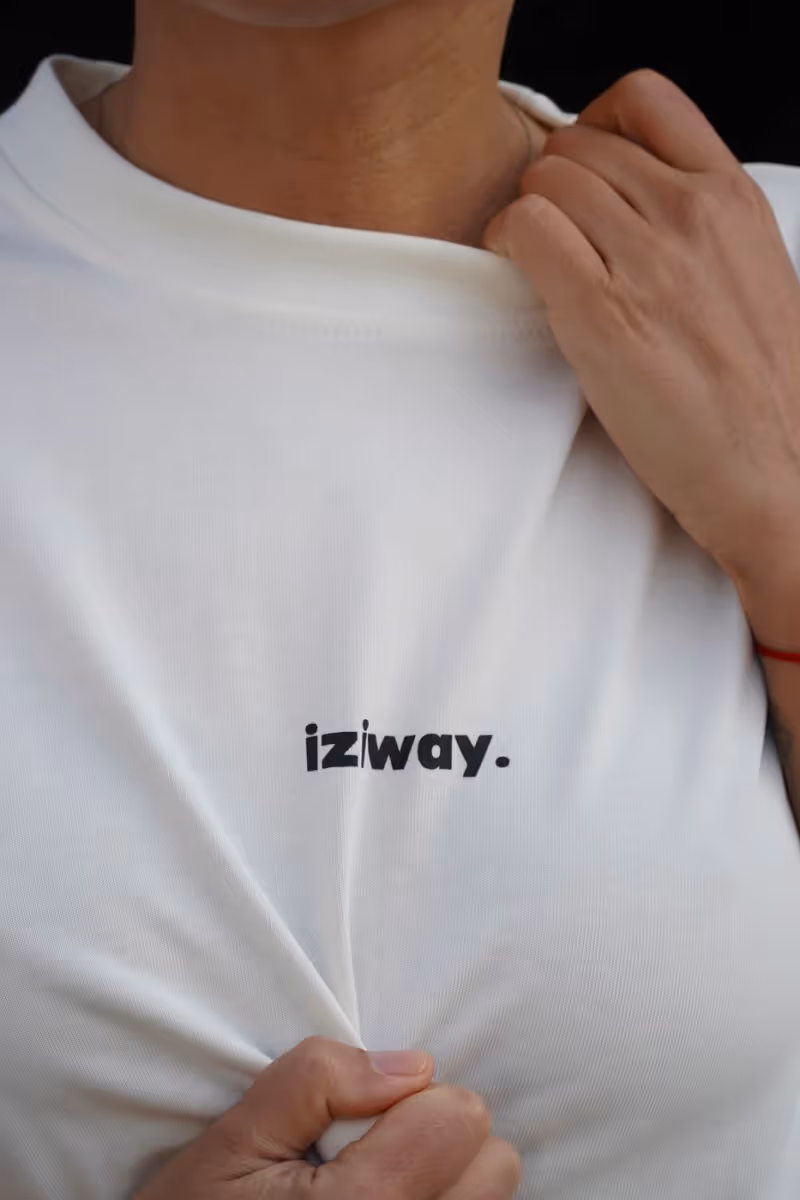 Футболка жіноча оверсайз молочна бавовна IZIWAY — фото 5, колір молоко
